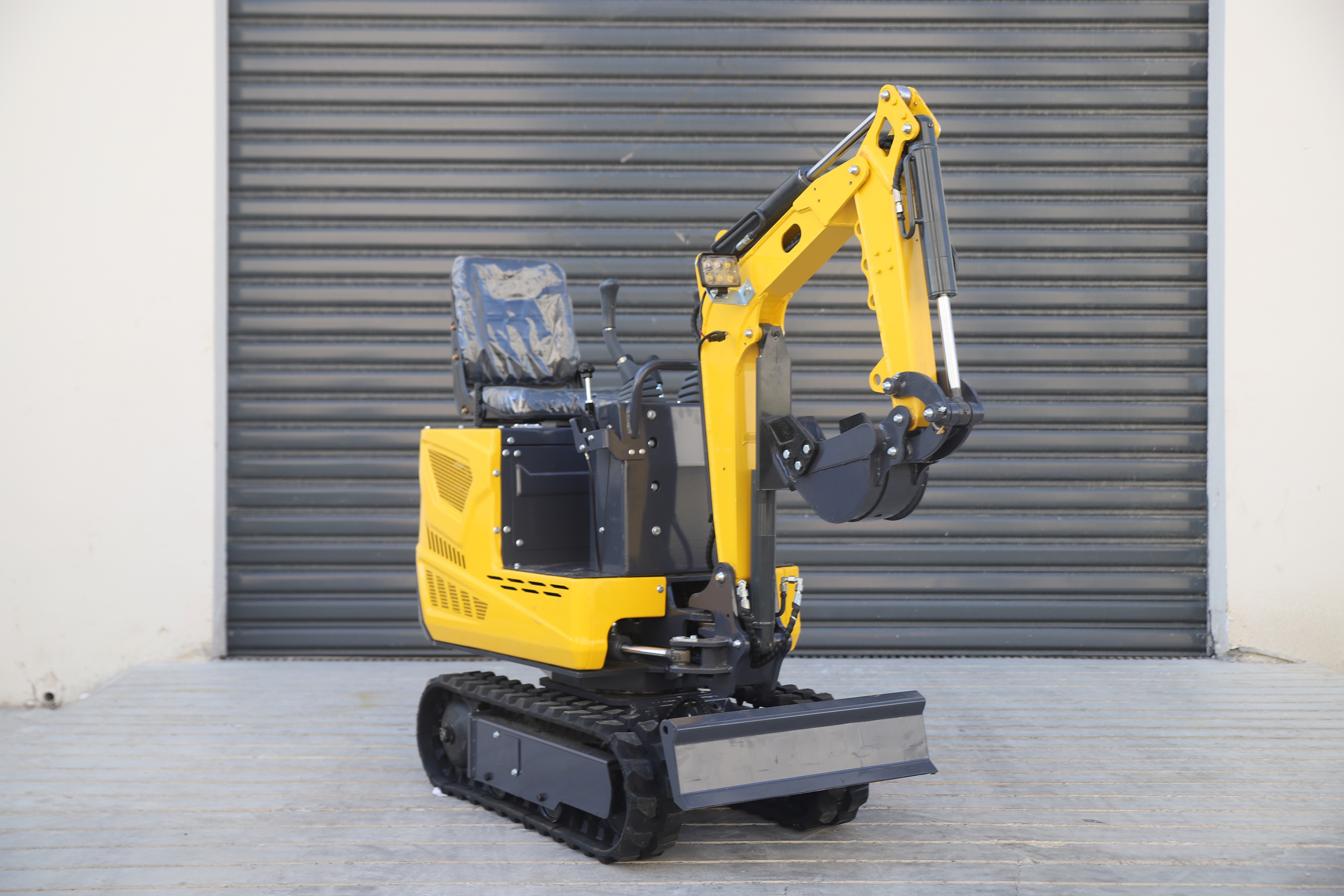 YJ-06 mini excavator